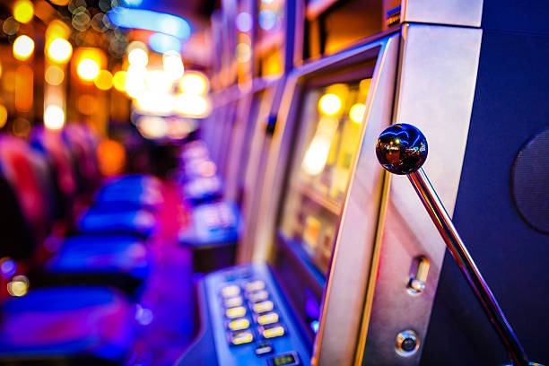 istana2000 featured game showcase